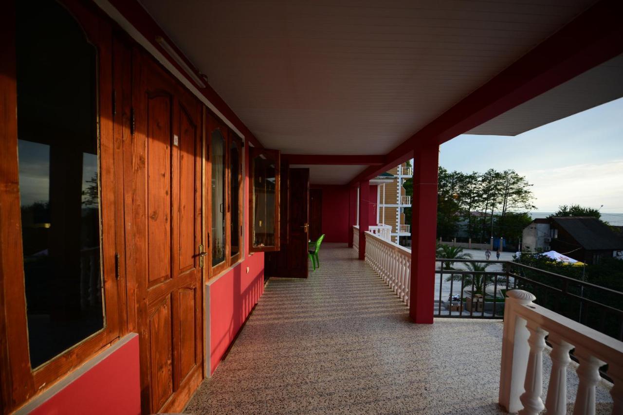 Guest House Imeda Kvariati Exteriör bild