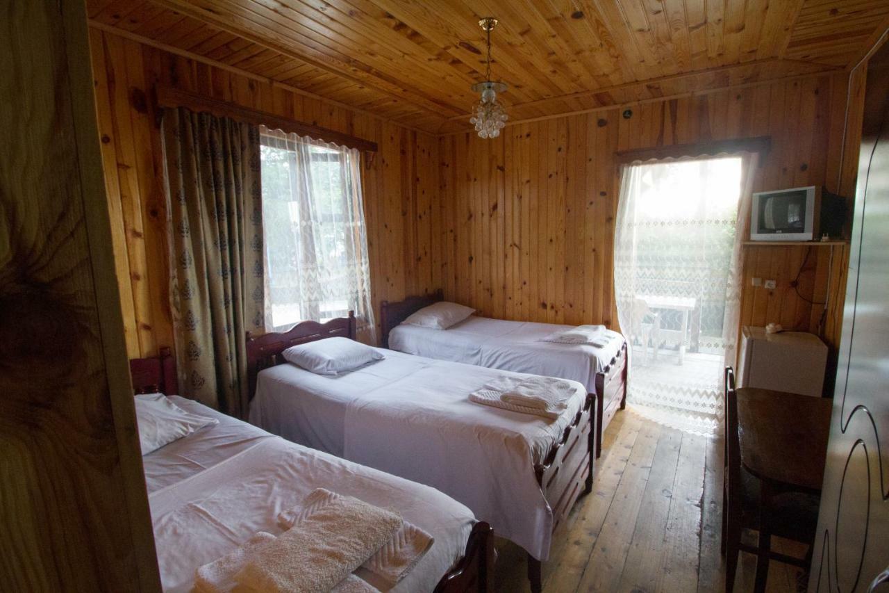 Guest House Imeda Kvariati Exteriör bild
