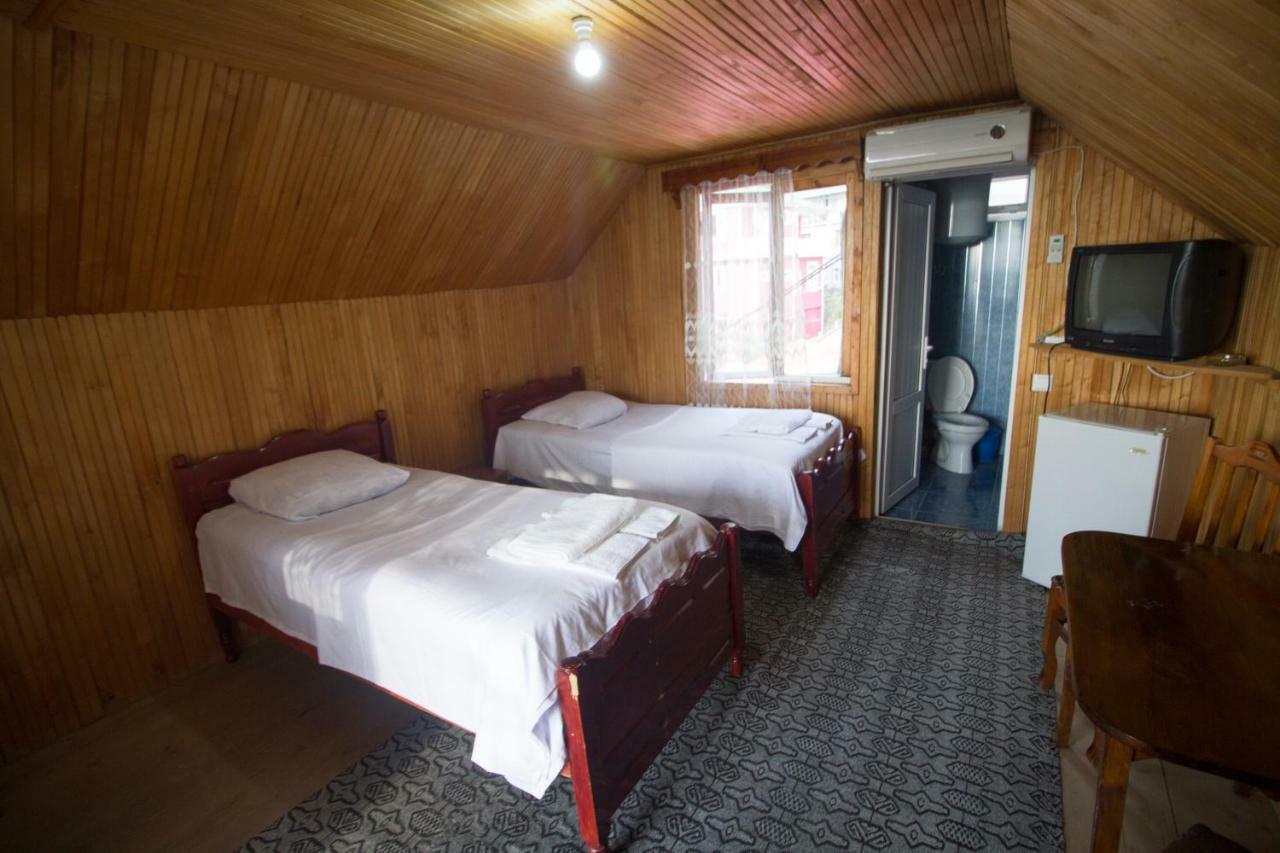 Guest House Imeda Kvariati Exteriör bild